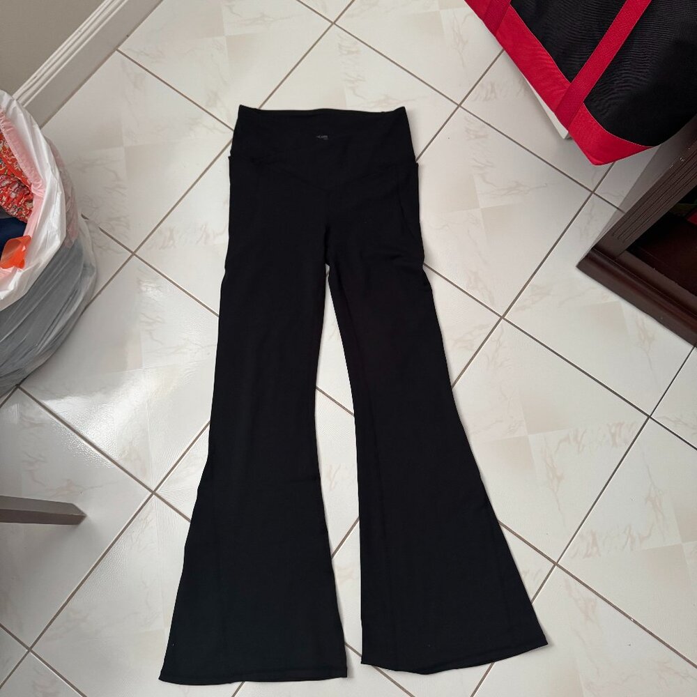 Flabletics PureLuxe flare leggings in size M